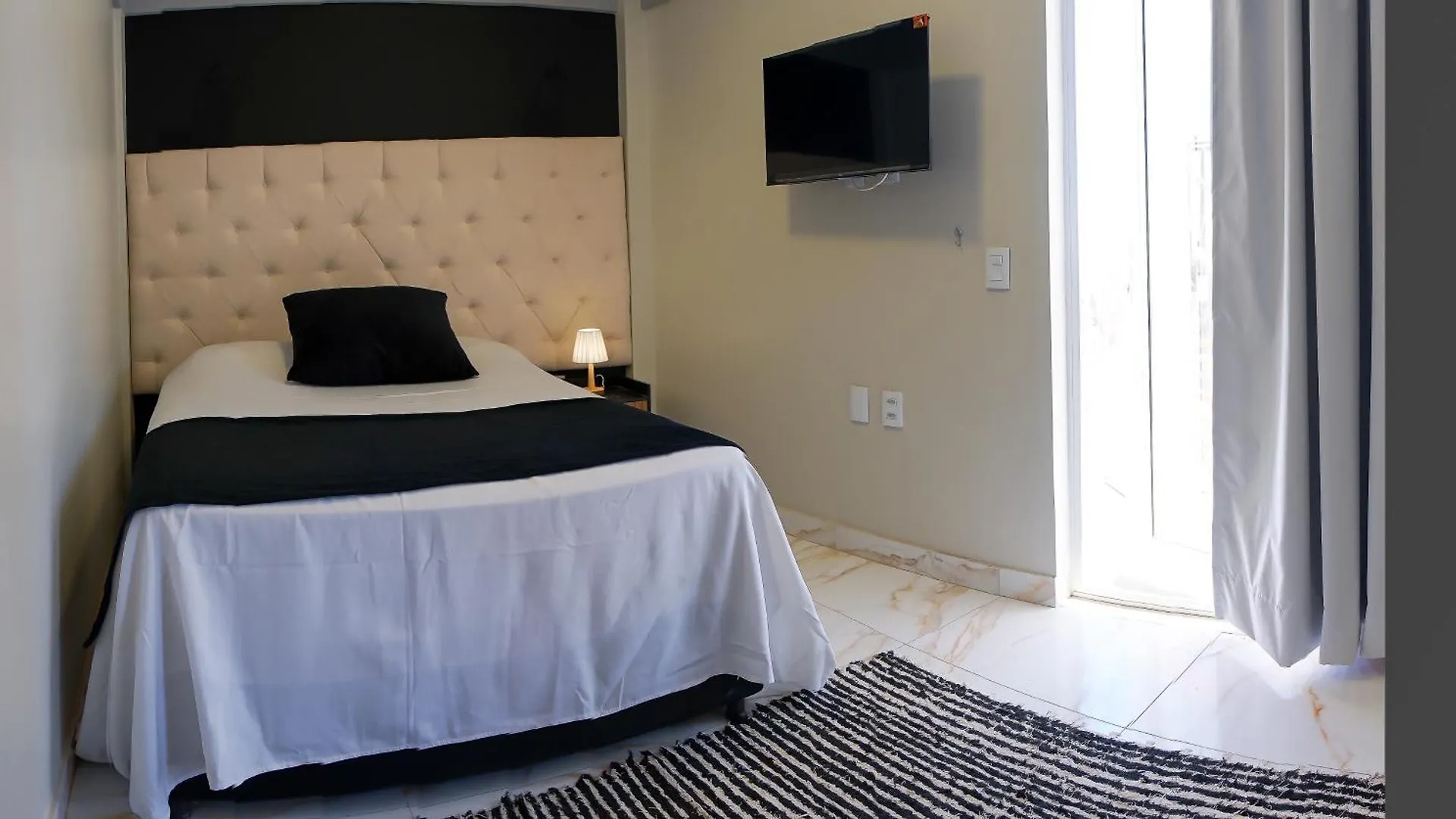 Davila Flat Hotel フォルタレザ